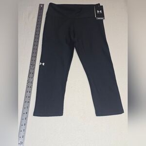 Under Armour Women's Black Capris